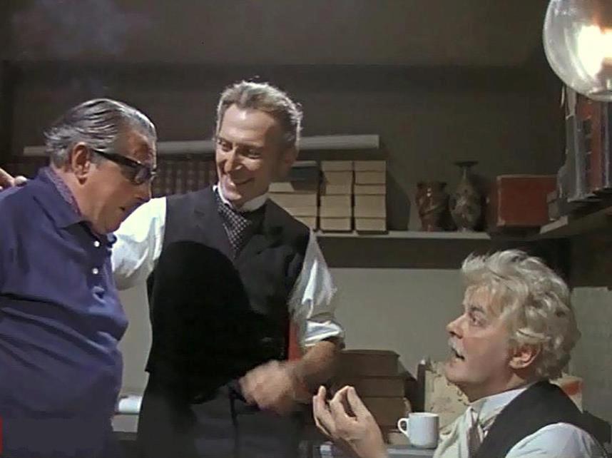 Sur le tournage de "Frankenstein créa la femme" avec Peter Cushing