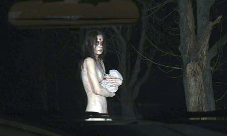 Un fantôme hante Long Island..... (suite ci-dessous)