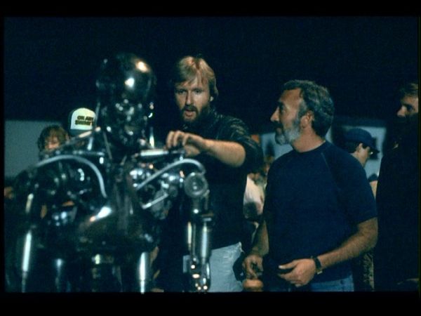 en compagnie de James Cameron