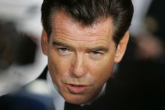 Pierce Brosnan et Nicolas Cage ont rejoint le casting du nouveau thriller de Roman Polanski, "The Ghost", basé sur le roman de Robert Harris, et ayant pour héros un auteur de ghost-stories (campé par Nicolas Cage).