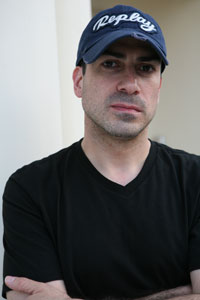 Premier long-métrage du Britannique John Kervorkian, "T"he Disappeared" est un thriller d'horreur psychologique se situant à Londres, où la vie de Matthew est dévastée après la disparition de son jeune frère (suite ci-dessous)