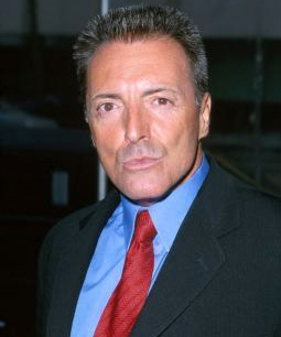 Armand Assante (notre photo) et Christina Vidal vont figurer, aux côtés de Billy Zane, Andrew Divoff et Robert Davi, dans "Magic Man", coproduction américano-russe, où un magicien est soupçonné d'être également un serial-killer..