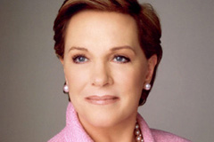Julie Andrews ("La Mélodie du Bonheur") figurera aux côtés de Dwayne Johnson  dans "The Tooth Fairy" (suite ci-dessous)