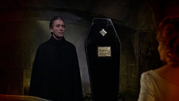 DRACULA ET LES FEMMES