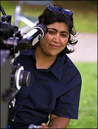 La cinéaste Gurinder Chadha ("Coup de foudre à Bollywood") prépare "It's a Wonderful Afterlife" (suite ci-dessous)