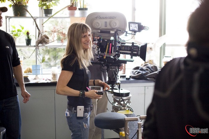 Nous rencontrons ce matin à Paris Catherine Hardwicke, la réalisatrice de "Twilight", que nous interviewerons pour vous (à l'occasion d'un dossier sur ce film envoûtant, dossier publié dans notre prochain numéro)(suite ci-dessous).