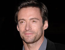 Suite aux commentaires sur le web concernant le tournage de scènes additionnelles de "Wolverine" (voir le dernier EF et le suivant), Hugh Jackman, qui est également producteur du film, a tenu à s'expliquer, en direct de Vancouver  (suite ci-dessous).