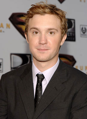 L’assistant de Dylan Dog dans « Dead of Night » sera Sam Huntington, déjà vu aux côtés de Brandon Routh dans « Superman Returns » (suite ci-dessous)