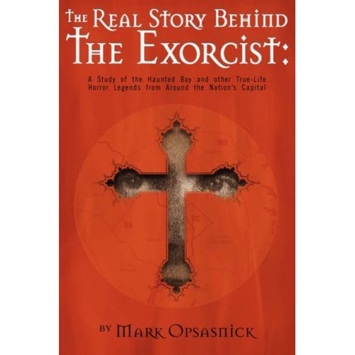 La firme Vertigo abandonne l'idée d'un remake de "L'Exorciste" au profit de l'adaptation du livre de Mark Opsasnick "The Real Story Behind the Exorcist" (suite ci-dessous)