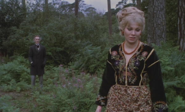 Frankenstein créa la femme