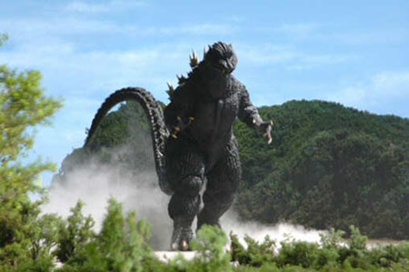 Godzilla faity du footing....