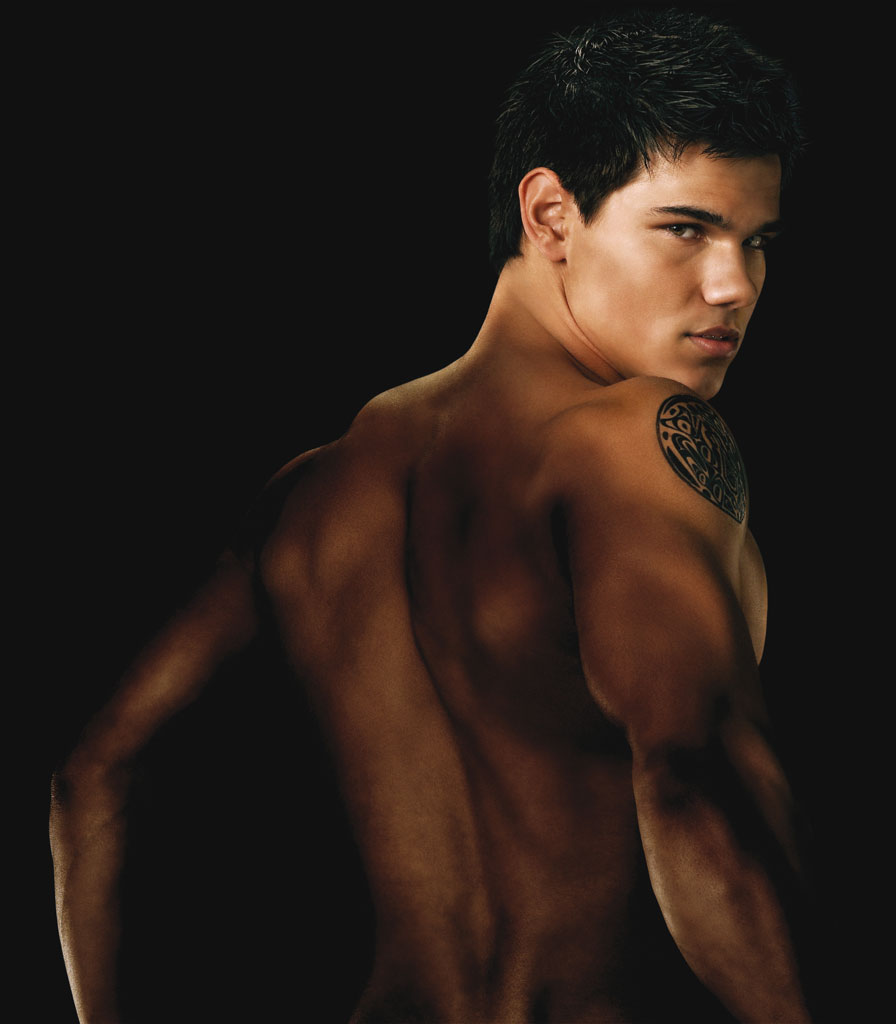 C'est le jeune Taylor Lautner, le lou-garou Jacob Black de la saga "Twilight", qui interprétera "Stretch Armstrong", "l'homme élastique" (suite ci-dessous)