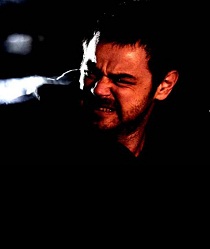 Londres victime d'une épidémie de zombies dans "Devil's Playground" (suite ci-dessus)