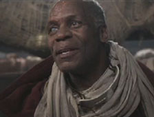 Danny Glover est la vedette de "Dragon Fire", un remake de "Moby Dick" avec des dragons (suite ci-dessous)