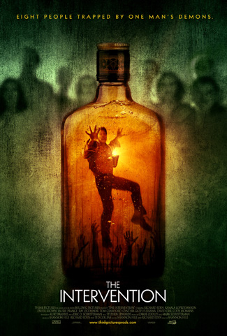 La comédienne Shannon Hile (Mrs. Van de Kamp dans "X-Files") a réalisé l'an dernier son premier film, "The Intervention", un thriller d'horreur psychologique qui va être distribué ces jours-ci (voir la suite ci-dessous)