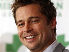 Brad Pitt dans le rôle du professeur Moriarty.... (voir ci-dessous)