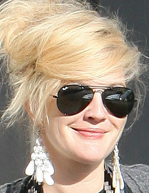 Drew Barrymore dirigerait une suite du "Magicien d'Oz"...(voir suite ci-dessous)