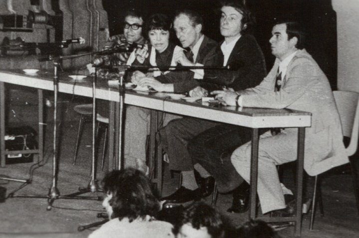 Paris, mai 1972. Peter Cushing à Paris (voir ci-dessous)