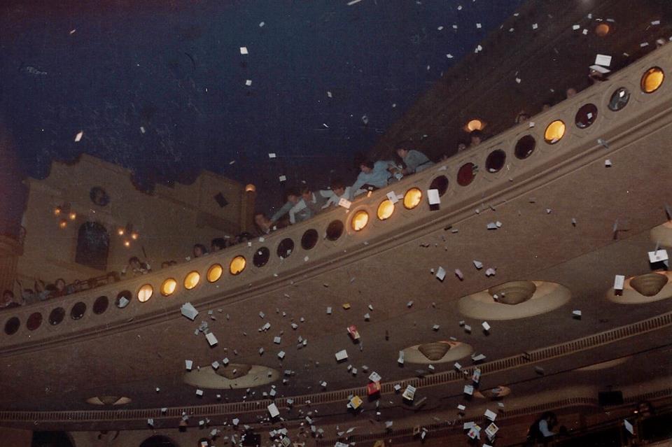 L'ambiance survoltée du Festival au Grand Rex