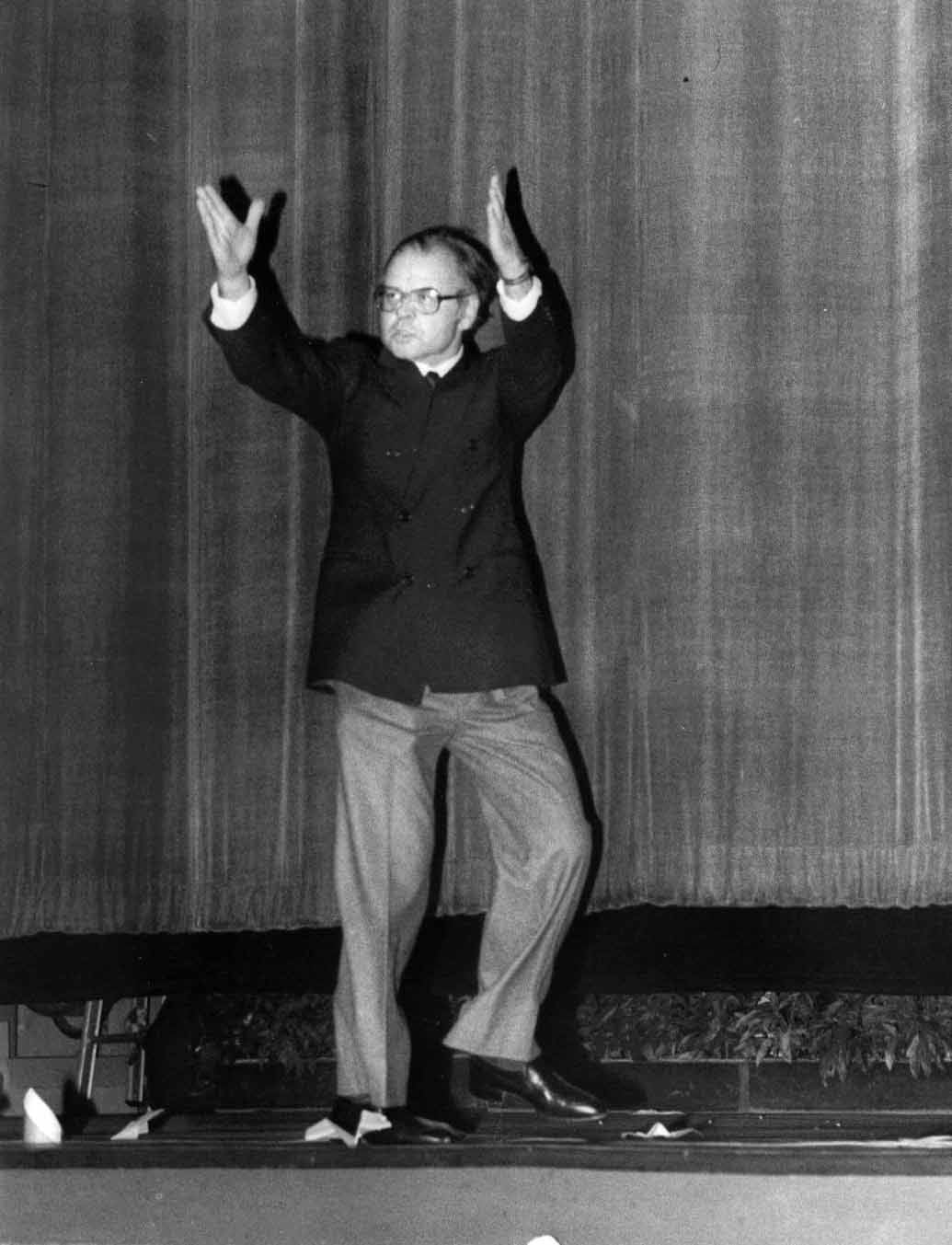 Lucio Fulci acclamé par le public