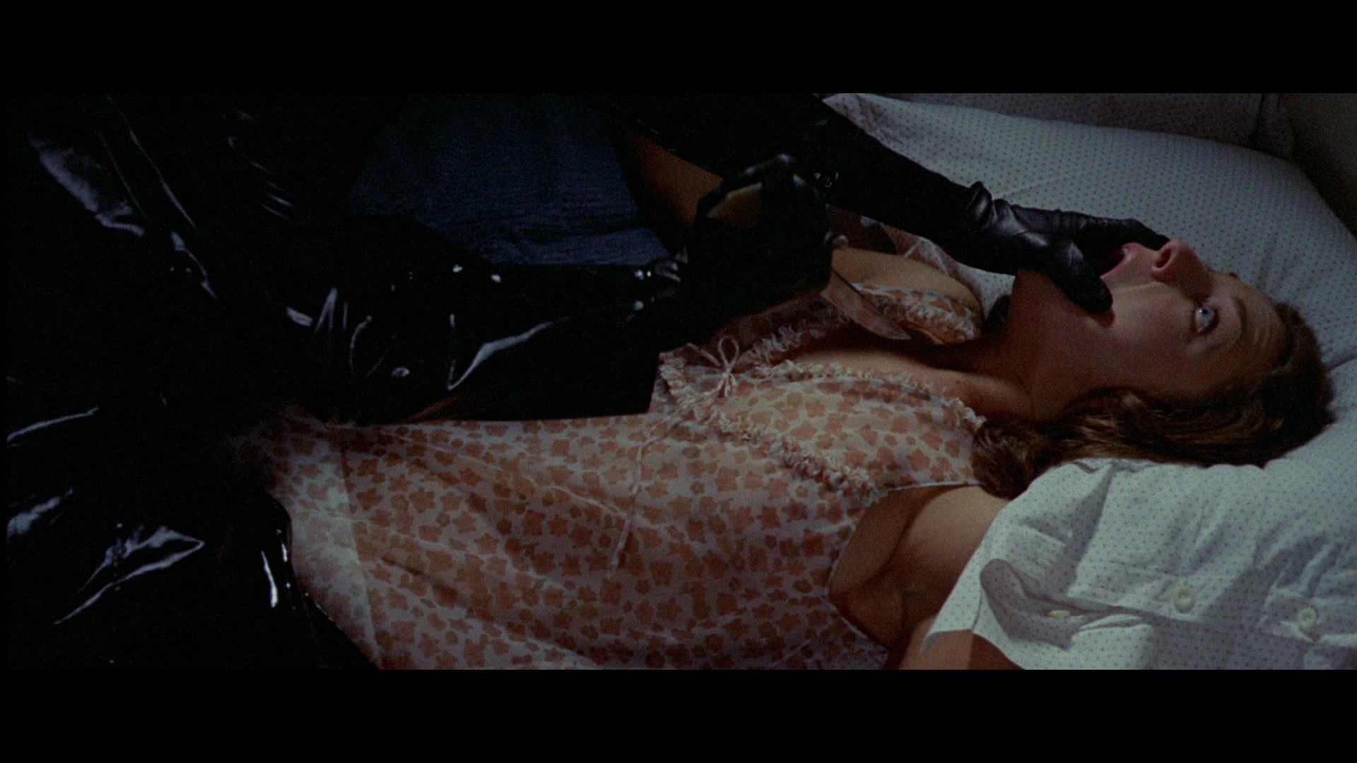 L'oiseau au plumage de cristal