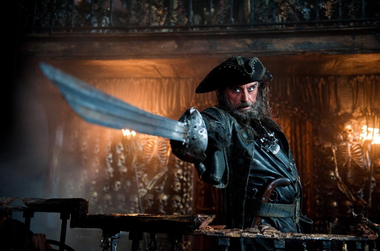 Ian McShane, majestueux et impressionnant Barbe-Noire dans "Pirates des Caraïbes 4", que nous découvriront le 20 mai 2011.