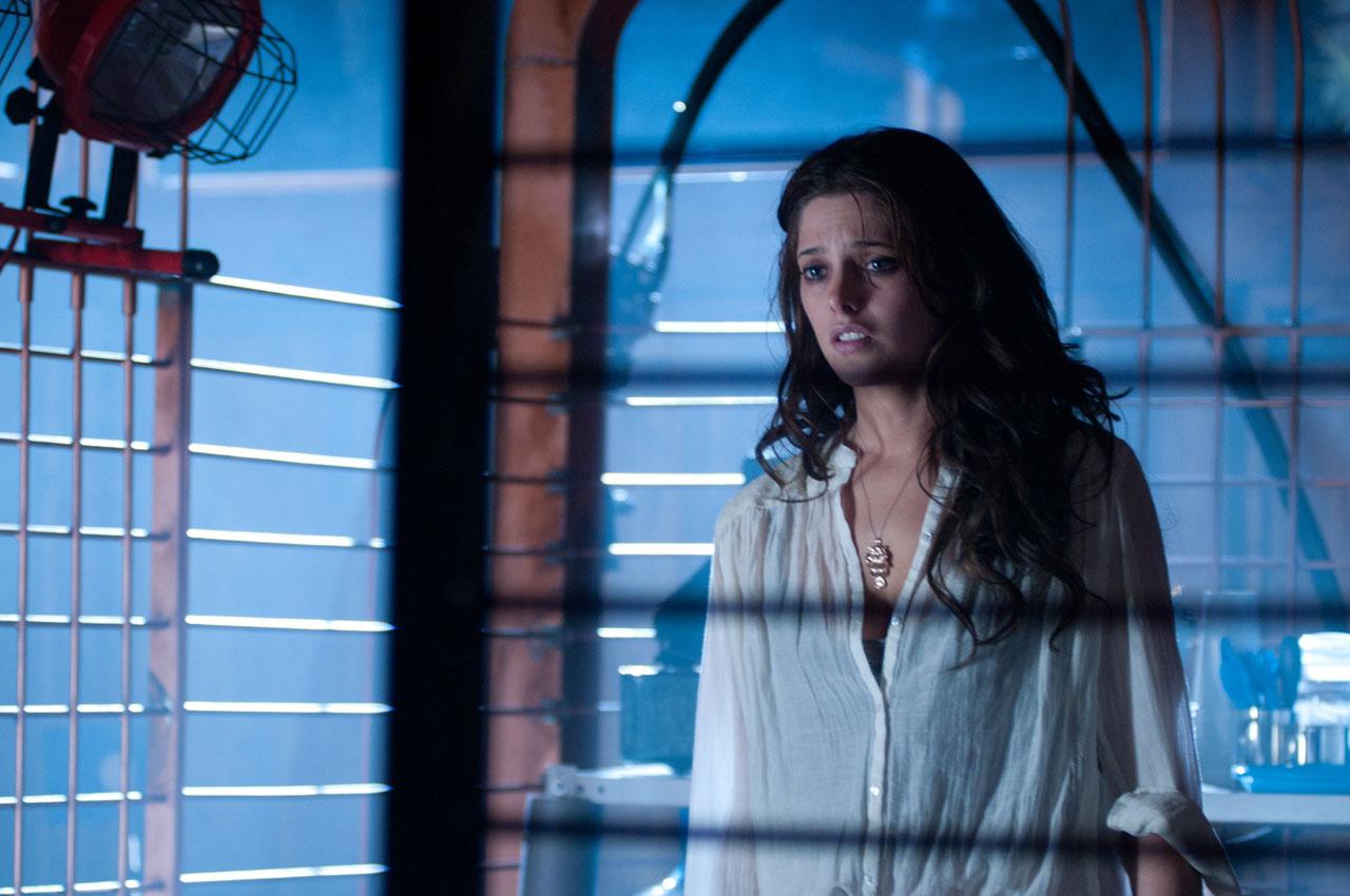 Ashley Greene et Sebastian Stan sont les deux vedettes de "The Apparition", une production Dark Castle marquant les débuts de Todd Lincoln....