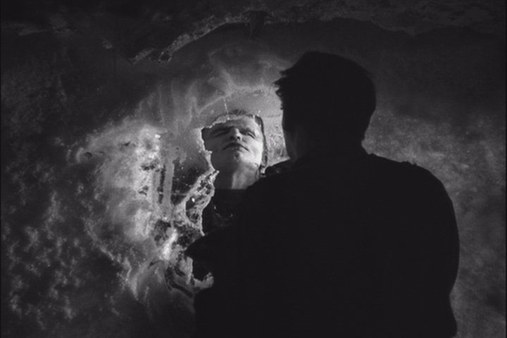 FRANKENSTEIN RENCONTRE LE LOUP-GAROU