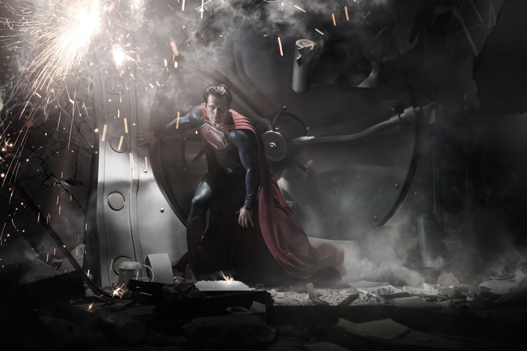 Nouveau Superman de l'écran, Henry Cavill incarne le double rôle du journaliste Clark Kent et de son alter-ego dans "Man of Steel", le reboot de Zack Snyder