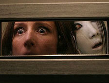 Ghost House Pictures et Mandate Pictures préparent un reboot de la franchise japonaise "Ju-on", plus connue sous le nom de "The Grudge"....  (suite ci-dessous)