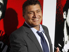 Steven Bauer ("Scarface") et Stephen Rea ("V pour Vedetta") ont rejoint le casting de "The Wolfman 2", un reboot de la franchise... Le film va se tourner dans les jours qui viennent et pendant 5 semaines en Roumanie. Le réalisateur sera connu sous peu....