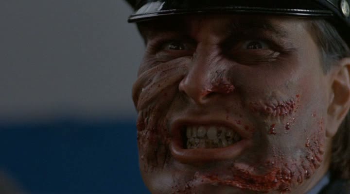 Nicolas Winding Refn ("Drive") envisage de coproduire (et diriger ?)  avec William Lustig la préquelle de la trilogie "Maniac Cop". Le film conserverait le style des précédents mais serait doté d'un budget nettement plus conséquent.
