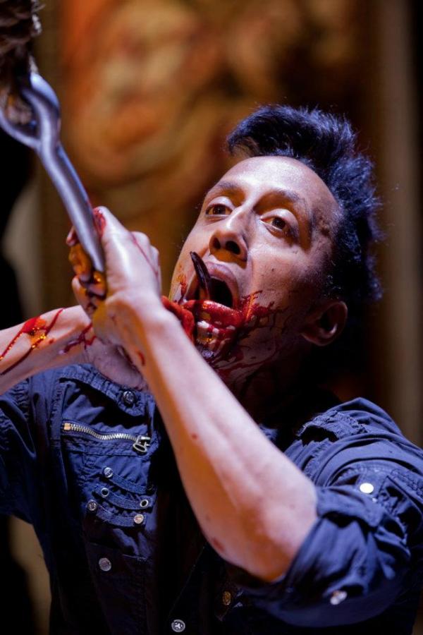 Suite à "The Collector" de 2009, toujours écrit et réalisé par, "The Collection" sera distribué le 30 novembre outre-Atlantique... (voir ci-dessous)