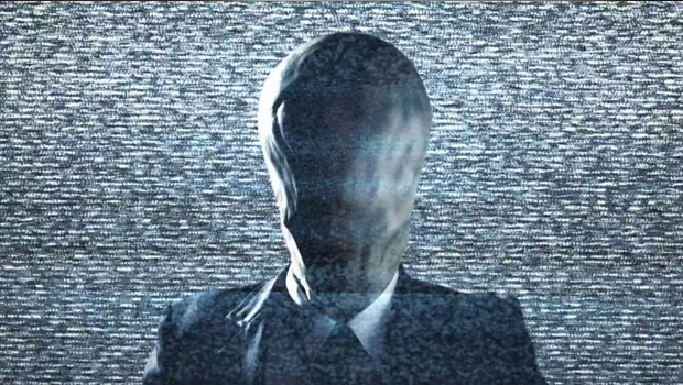 Premier assistant sur "The Lords of Salem", James Moran s'attaque à son premier long-métrage, "Marble Hornets", qui met en scène le terrible Slenderman.... (voir ci-dessous)