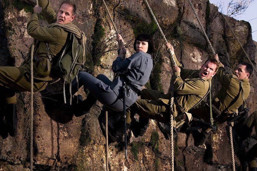 INDIANA JONES 4