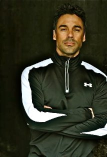 Cascadeur et réalisateur de seconde équipe, Lauro Chartrand va mettre en scène "Full Moon" (voir ci-dessous)