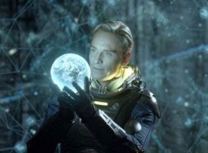 PROMETHEUS 2 sortira en 2016, Michael Green ayant été engagé comme scénariste (voir ci-dessous)