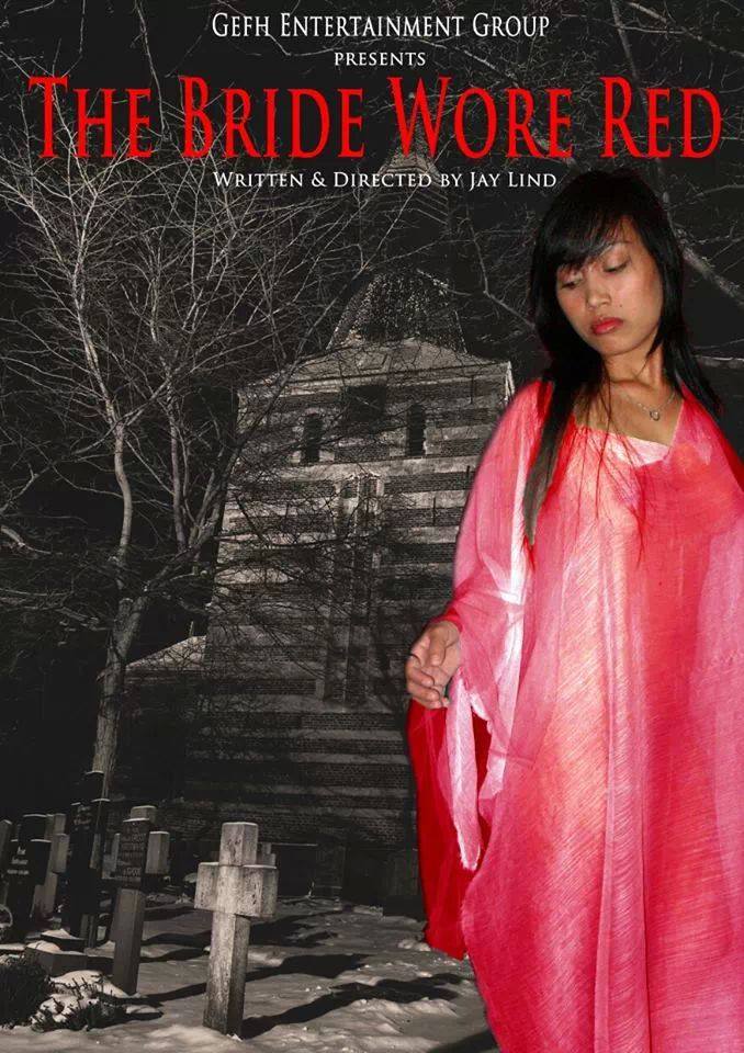 Le nouveau film de vampire du réalisateur spécialisé Jay Lind : "The Bride Wore Red" (voir ci-dessous)