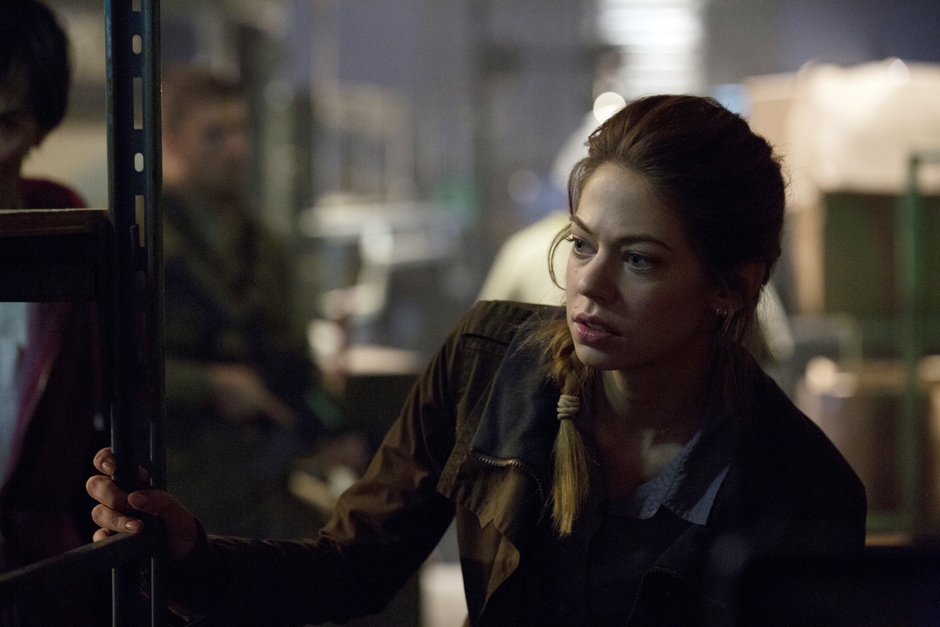 Analeigh Tipton ("Warm Bodies") sera la vedette de la prochaine production d'horreur de Blumhouse intitulée "Viral",  et précédemment annoncée sous le titre de "Pest" (voir ci-dessous)
