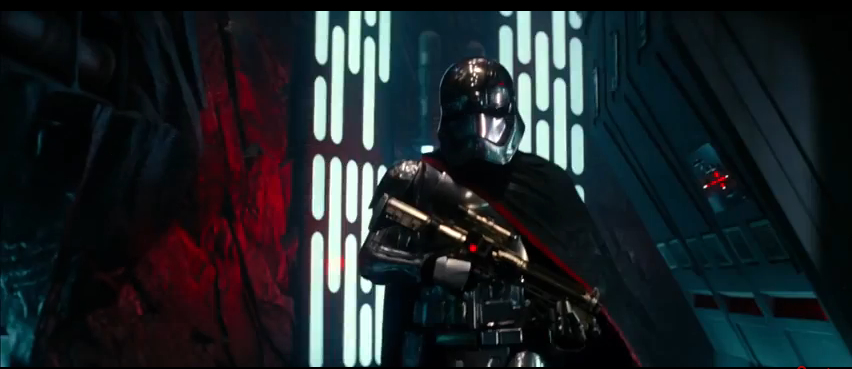 STAR WARS: THE FORCE AWAKENS