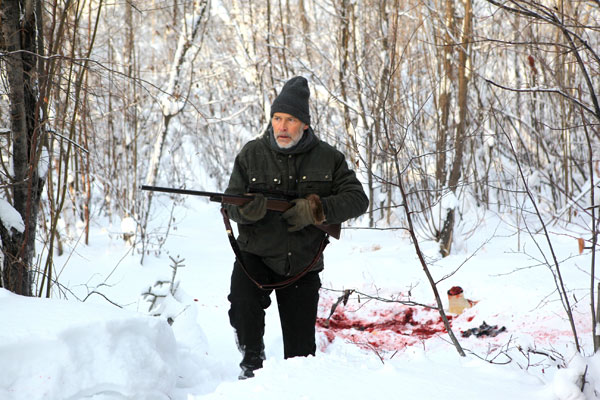 Des effets spéciaux à l'ancienne pour le monster movie "Unnatural".... (voir ci-dessous)
