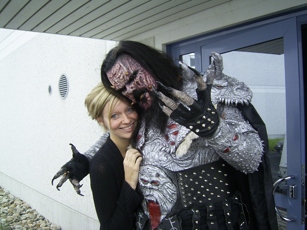 LORDI et AXELLE CAROLYN (lire)