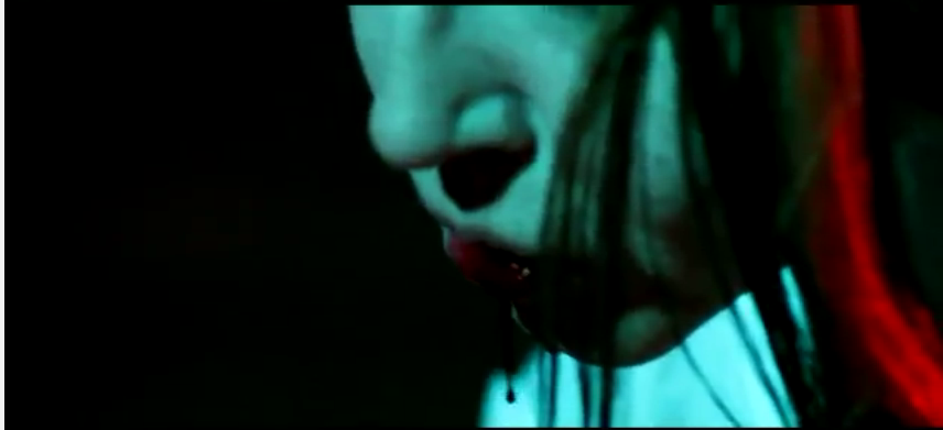 Le cinéaste italien Luigi Cozzi (« Star Crash », « Contamination »), en production sur son nouveau film, « Blood on Melies’s Moon », en a dévoilé les premières images… (voir ci-dessous)