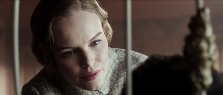 Kate Bosworth, ex-Lois Lane de l’écran, devient une tortionnaire dans AMNESIAC, qui sortira au mois d’aout aux USA… (voir ci-dessous)