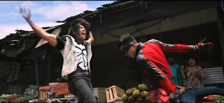 JAGOAN INSTAN, un Superman indonésien… (voir ci-dessous)