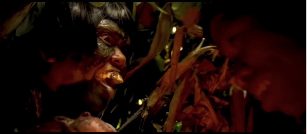 Les monstres volants attaquent les pygmées dans le thailandais KRASUE BINT…. (voir ci-dessous)