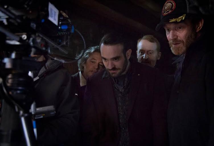 Le Dr. Jekyll de « La ligue des gentlemen extraordinaires », le comédien Gordon Flemyng, réalise son premier film : EAT LOCAL, une comédie de vampires… (voir ci-dessous)