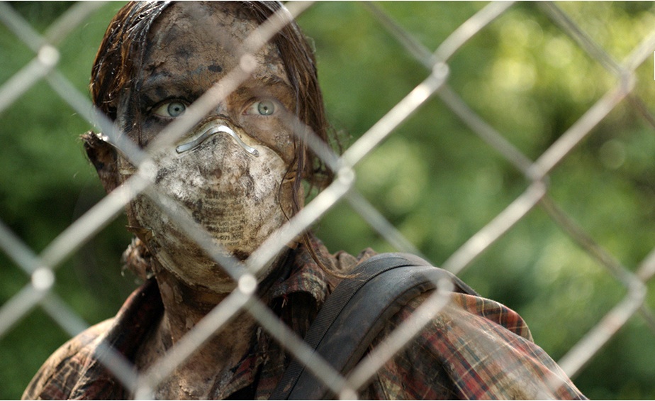 Un zombie picture primé le 15 avril dernier au Festival de Tribeca : HERE ALONE…. (voir ci-dessous)