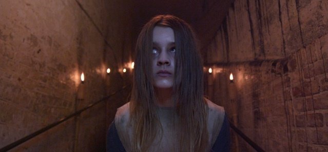 Sur les traces de Jack l’Éventreur dans «Razors», premier chapitre d’une nouvelle saga horrifique britannique…. (voir ci-dessous)