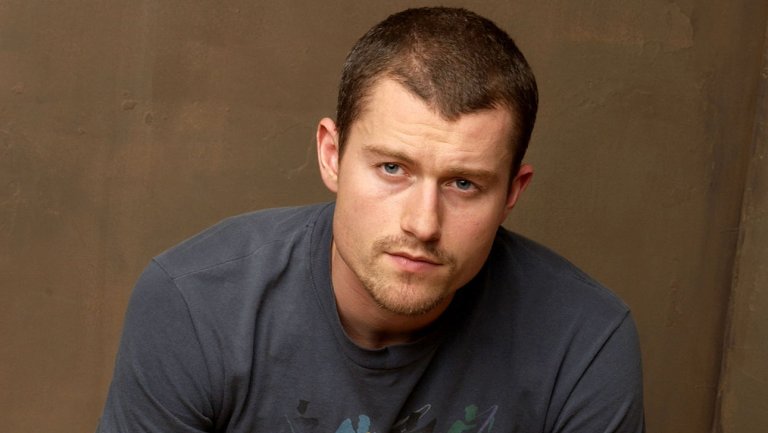 James Badge Dale (Iron Man 3, World War Z, Lone Ranger) va jouer dans le thriller surnaturel « The Empty Man », dirigé par David Britten Prior… (voir ci-dessous)